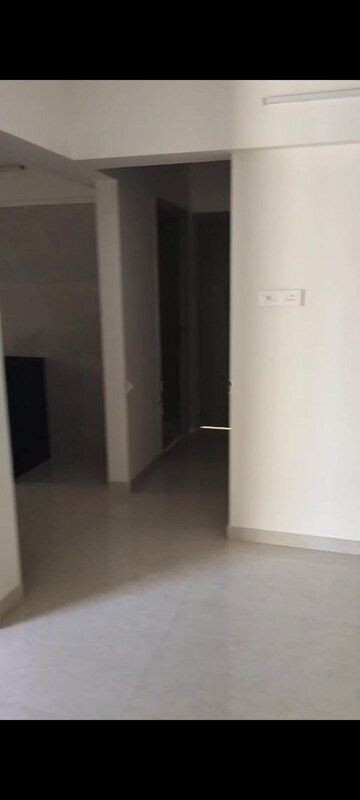 Room in 2 BHK Apartment at Adityaraj Breeze, Vikhroli East – for Rent