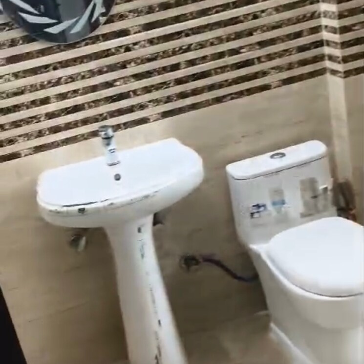 Bathroom, sector 35 3 Bedroom 1440 Sq.Ft. Apartment In Sector 35 Karnal 8696452