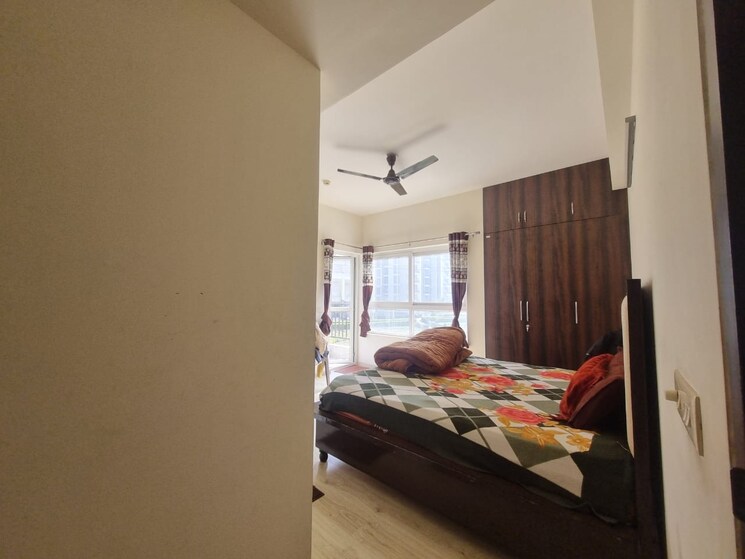 Bedroom, a-p-wonders 3 Bedroom 1500 Sq.Ft. Apartment In Rohini Delhi 8696474