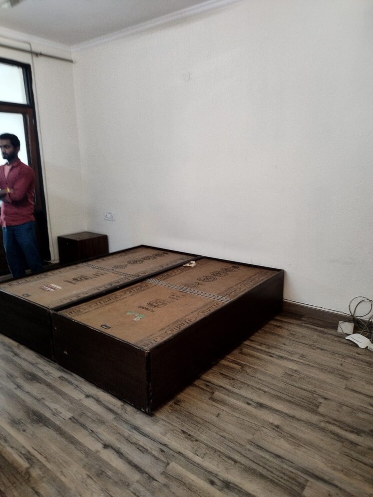 Bedroom, sector 26 2 Bedroom 150 Sq.Ft. Villa In Sector 26 Gurgaon 8696535