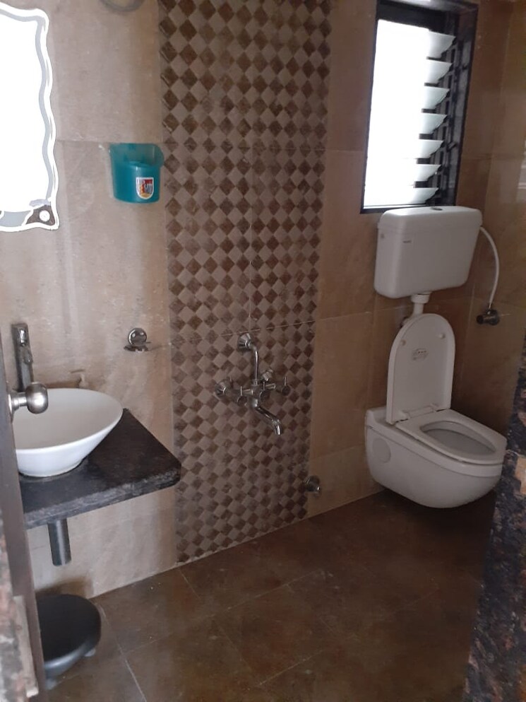 Bathroom, veena-dynasty 2 Bedroom 950 Sq.Ft. Apartment In Vasai East Palghar 8696564