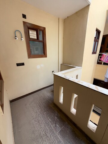 Furnished Amenities in 3 BHK Builder Floor at Sector 89 – for Rent
