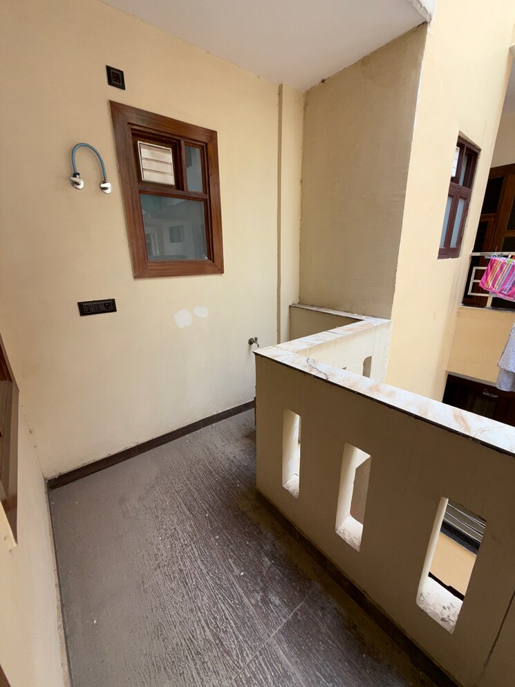 undefined, sector 89 3 Bedroom 170 Sq.Yd. Builder Floor In Sector 89 Faridabad 8696616