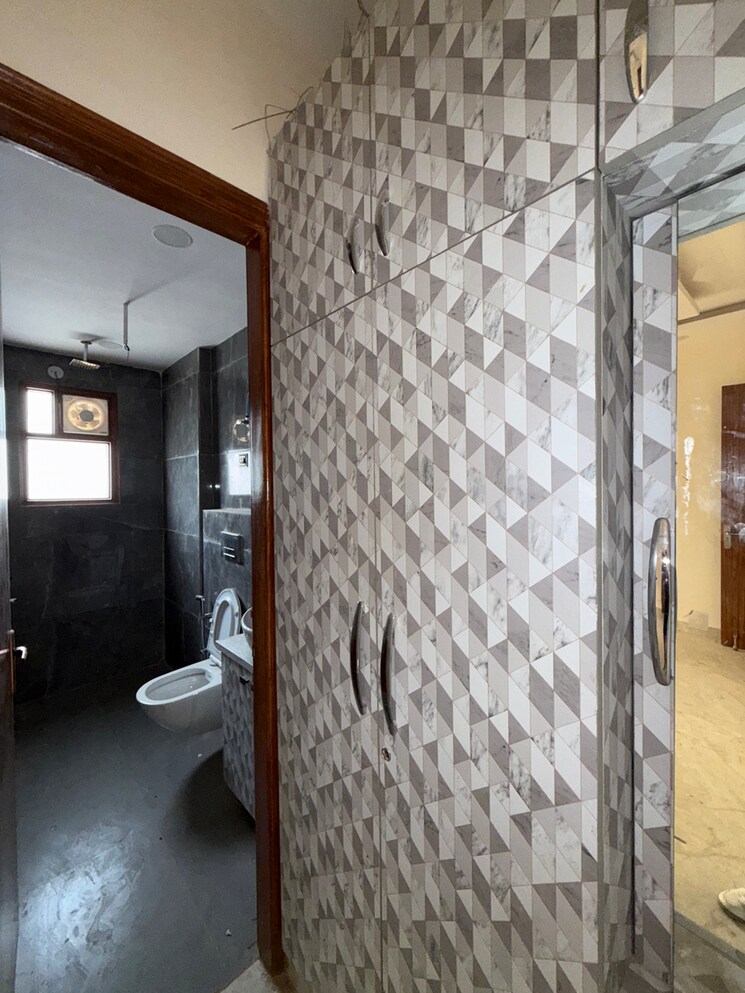 Bedroom, sector 89 3 Bedroom 170 Sq.Yd. Builder Floor In Sector 89 Faridabad 8696616