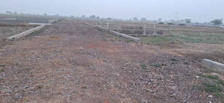 undefined, jewar  200 Sq.Yd. Plot In Jewar Greater Noida 8696576
