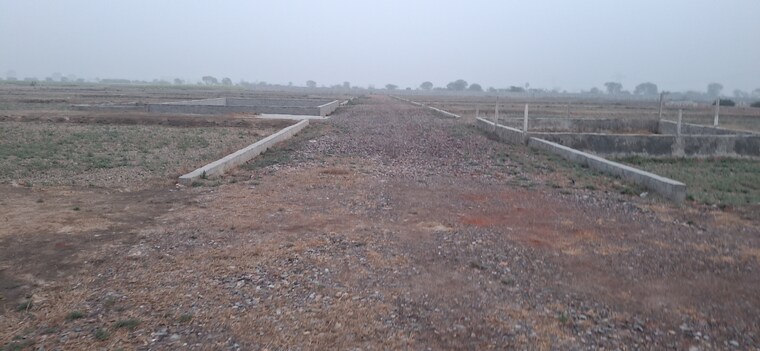 undefined, jewar  200 Sq.Yd. Plot In Jewar Greater Noida 8696576