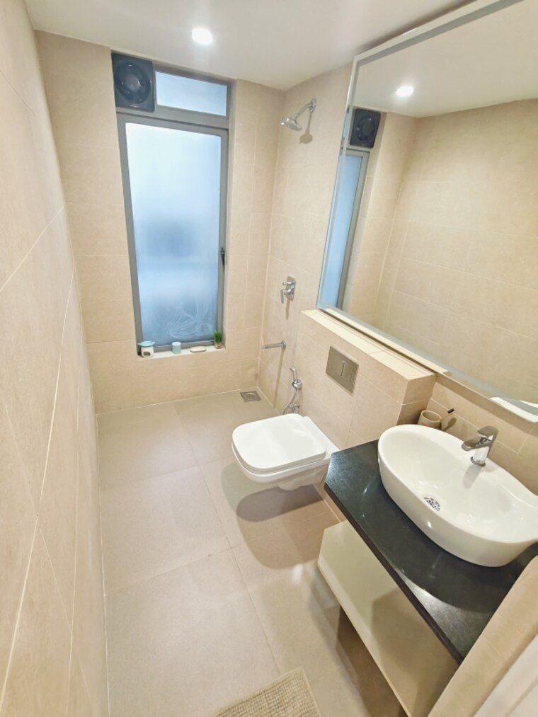 Bathroom, godrej-exquisite 3 Bedroom 922 Sq.Ft. Apartment In Ghodbunder Road Thane 8696637