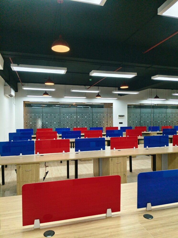 Team Area, sector 63 Commercial Office Space 1000 Sq.Ft. In Sector 63 Noida 8696634