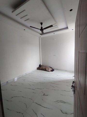 Room in 4 BHK Independent House at Shimla Bypass Road – for Sale