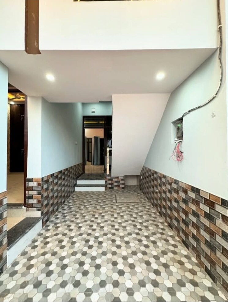 Bedroom, sector 32 3 Bedroom 3150 Sq.Ft. Builder Floor In Sector 32 Faridabad 8696684