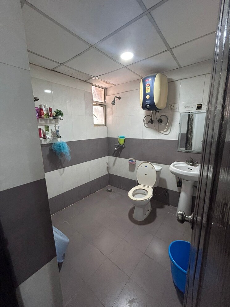 Master Bedroom, keltech-golf-vista 3 Bedroom 1825 Sq.Ft. Apartment In Dundahera Ghaziabad 8696689