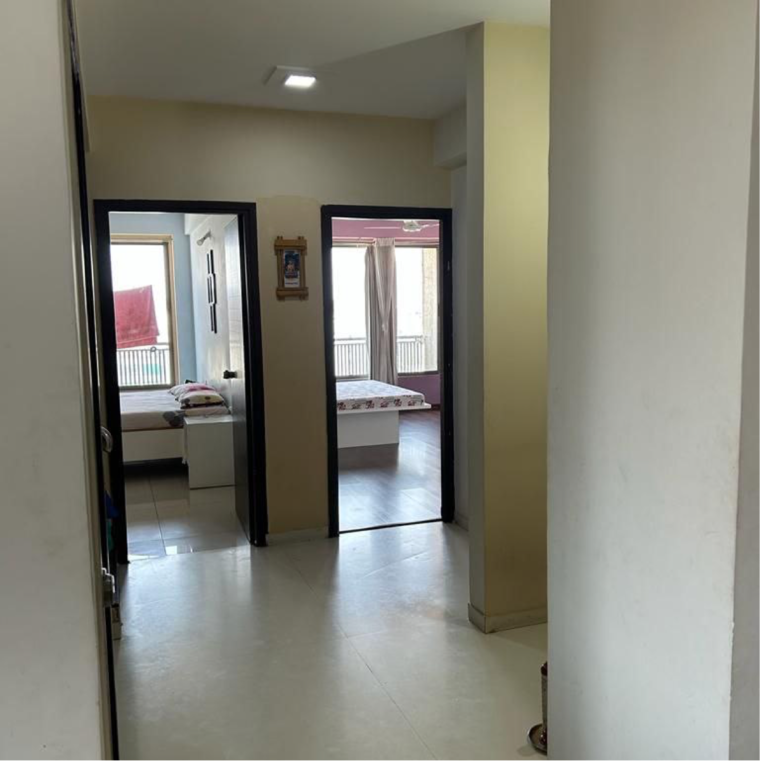 Room, ghatalodia 2 Bedroom 141 Sq.Yd. Apartment In Ghatalodia Ahmedabad 8696734