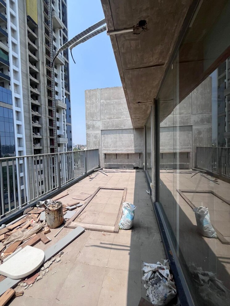 Balcony, thaltej Commercial Office Space 1000 Sq.Ft. In Thaltej Ahmedabad 8696791