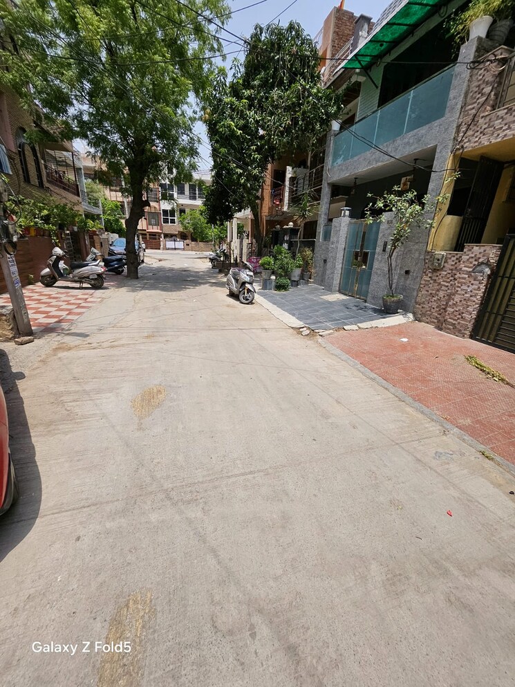  Parking, sector 7 4 Bedroom 540 Sq.Ft. Independent House In Sector 7 Gurgaon 8696797