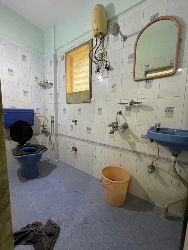 Team Area, tilak-nagar-building 2 Bedroom 750 Sq.Ft. Apartment In Tilak Nagar Mumbai 8695845