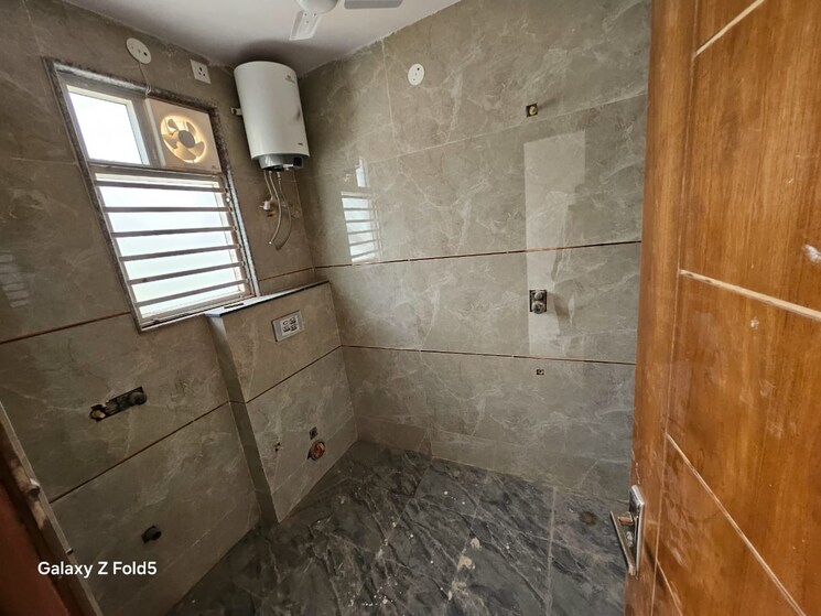 undefined, sector 9a 4 Bedroom 2367 Sq.Ft. Builder Floor In Sector 9a Gurgaon 8696830