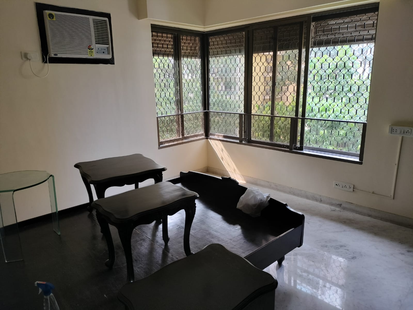 3 BHK + Extra Room Apartment For Rent in Nirvana Apartment