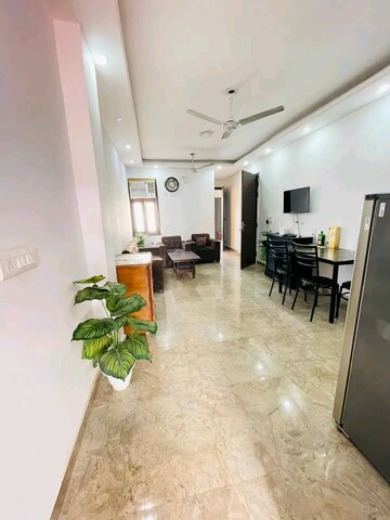 2 BHK Builder Floor For Rent in Saket