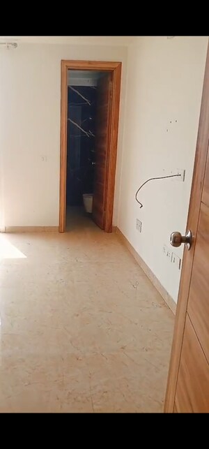 Room in 3 BHK Apartment at Santur Aspira, Sector 3 – for Sale