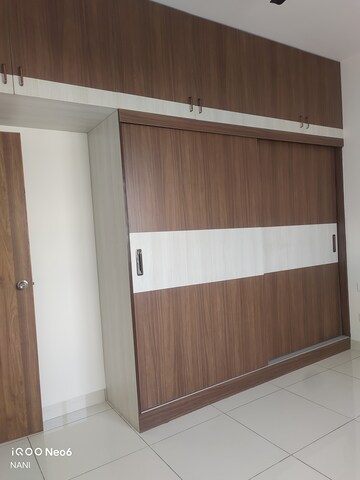 Furnished Amenities in 2 BHK Apartment at Prestige Jindal City, Bagalakunte – for Rent