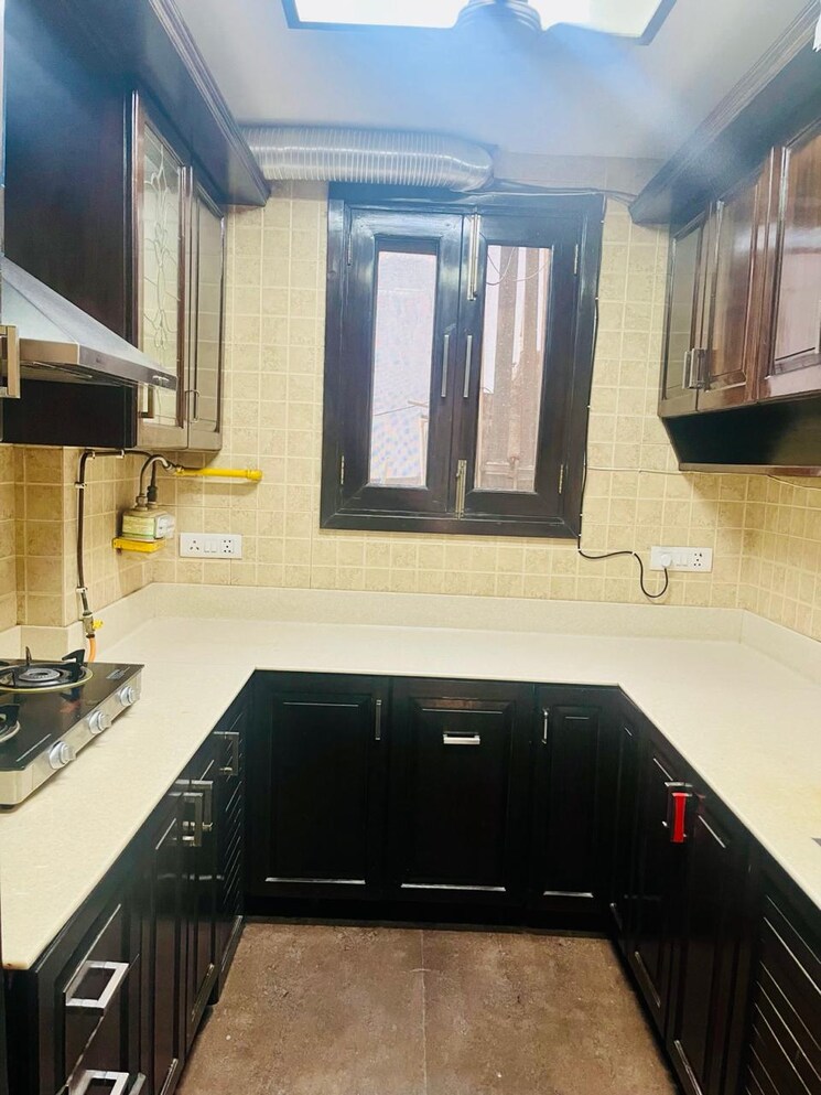 Kitchen, panchsheel enclave 3 Bedroom 2385 Sq.Ft. Builder Floor In Panchsheel Enclave Delhi 8697124
