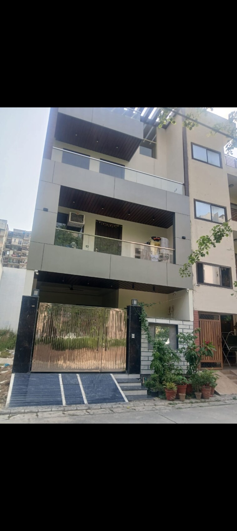 Exterior View, raj nagar extension 6 Bedroom 100 Sq.Yd. Villa In Raj Nagar Extension Ghaziabad 8698073