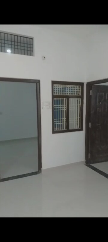 Room in 3 BHK Independent House at Maldepur – for Rent