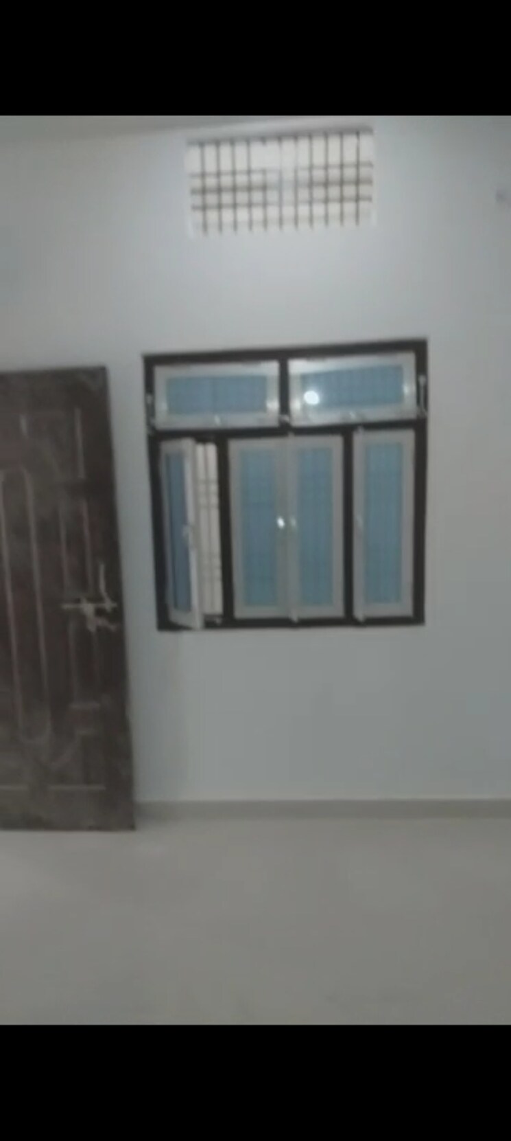 Room, maldepur 3 Bedroom 1200 Sq.Ft. Independent House In Maldepur Ballia 8697137