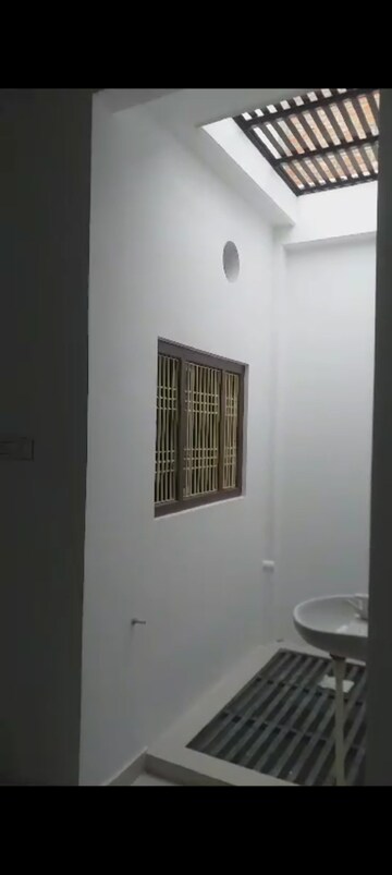 Room in 3 BHK Independent House at Maldepur – for Rent