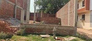  Plot For Sale in Malhour