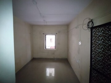Master Bedroom in 2 BHK Apartment at Anant Krupa CHS Dombivli, Dombivli West – for Rent