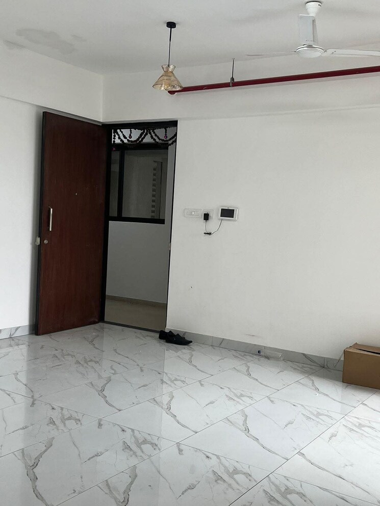 Living Room, raymond-ten-x-era 2 Bedroom 950 Sq.Ft. Apartment In Pokhran Road No One Thane 8697144