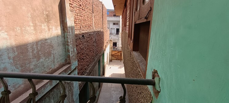 undefined, east mohan nagar  580 Sq.Yd. Plot In East Mohan Nagar Amritsar 8698561