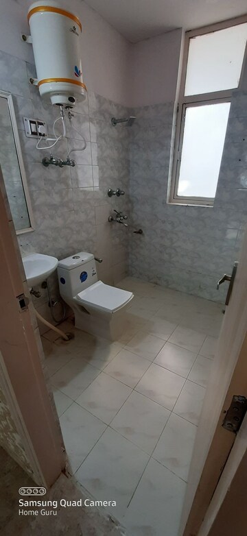 Bathroom in 3 BHK Builder Floor at Nirman Vihar – for Rent