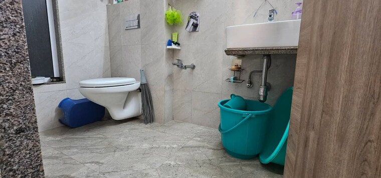Bathroom, kandivali east 2 Bedroom 625 Sq.Ft. Apartment In Kandivali East Mumbai 8697312