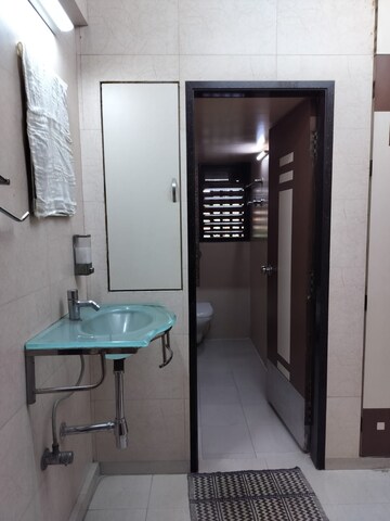 Bathroom in 1 BHK Apartment at Meena Towers Apartment, Chembur – for Rent