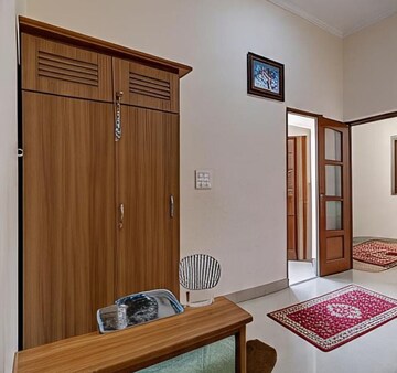 Living Room in 1 BHK Apartment at Ghatkopar West – for Rent