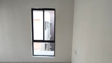 Room in 3 BHK Apartment at DTC Southern Heights, Joka – for Rent