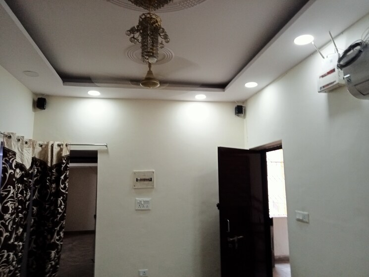 undefined, sector 6 dwarka 3 Bedroom 900 Sq.Ft. Apartment In Sector 6 Dwarka Delhi 8697439
