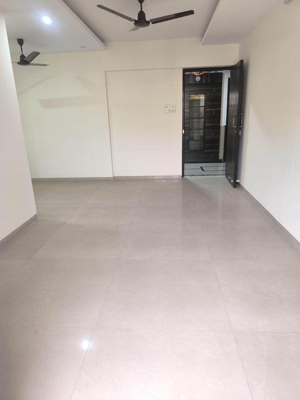 2 BHK Apartment For Rent in RRB Satra Harmony