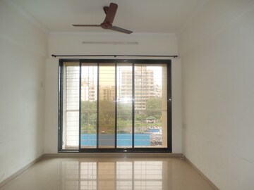 Room in 2 BHK Apartment at Mahaavir Heritage, Kharghar Sector 35g – for Rent