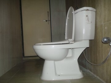 Bathroom in 2 BHK Apartment at Mahaavir Heritage, Kharghar Sector 35g – for Rent