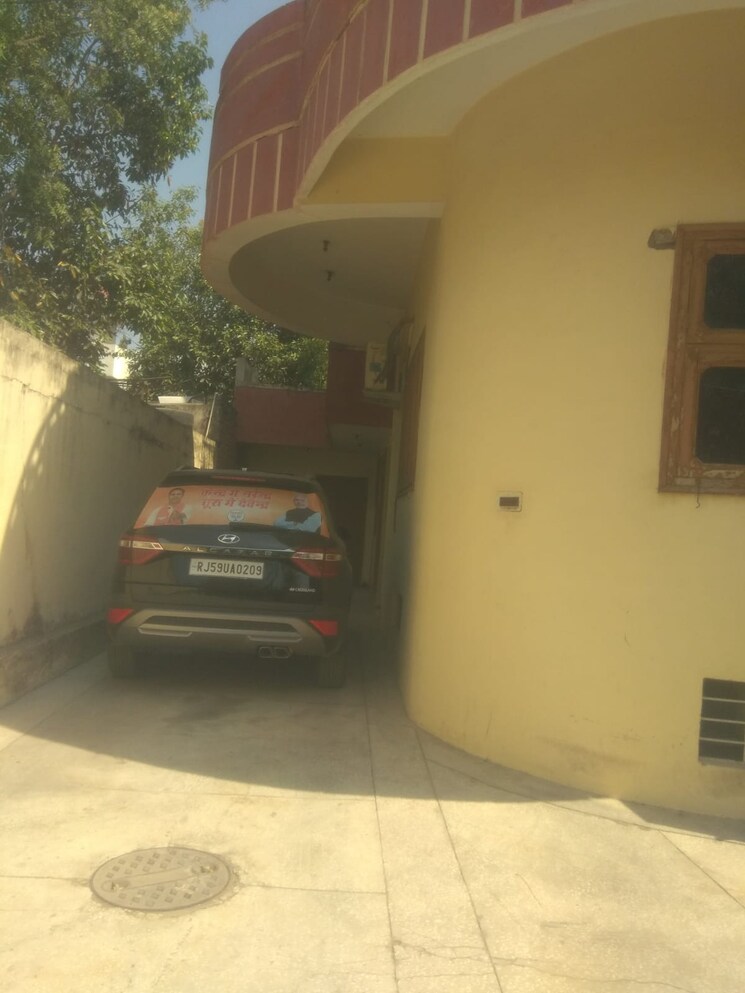 Living Room, vaishali nagar 6+ Bedroom 350 Sq.Yd. Independent House In Vaishali Nagar Jaipur 8697582