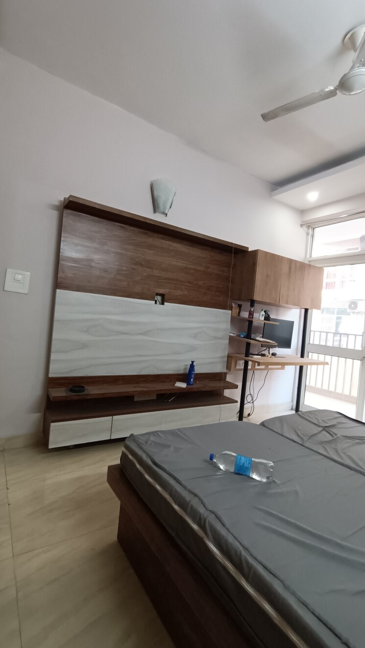 Kitchen, trishla-city 3 Bedroom 1550 Sq.Ft. Apartment In Patiala Road Zirakpur 8697573