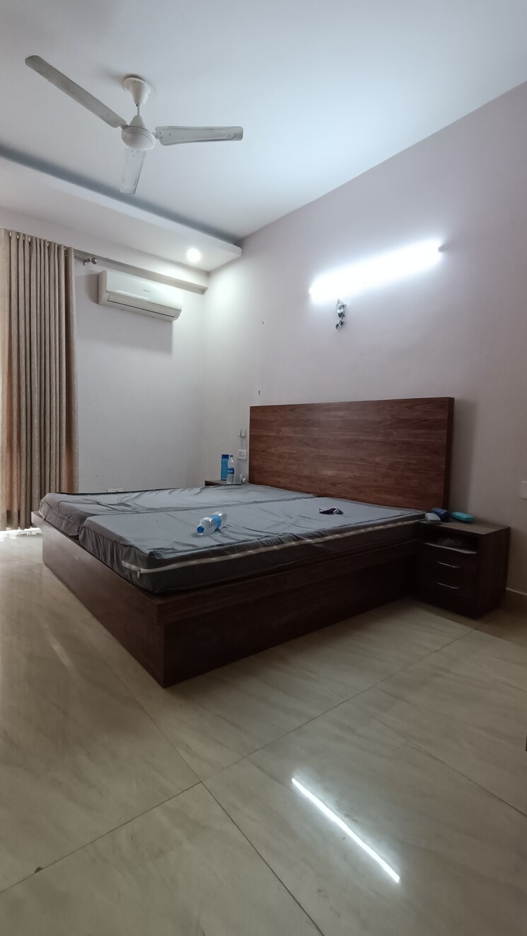 Bedroom, trishla-city 3 Bedroom 1550 Sq.Ft. Apartment In Patiala Road Zirakpur 8697570