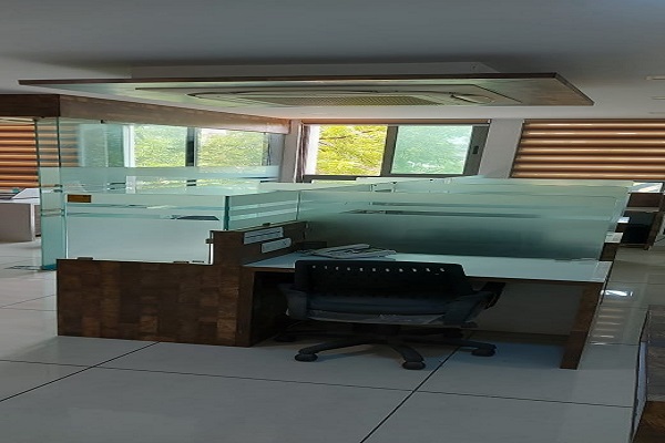 Office Space For Rent in Vastrapur