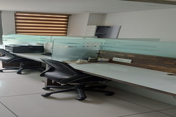 Team Area, vastrapur Commercial Office Space 800 Sq.Ft. In Vastrapur Ahmedabad 8697576