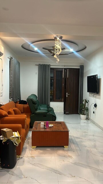 Living Room in 3 BHK Builder Floor at Sector 45 – for Rent