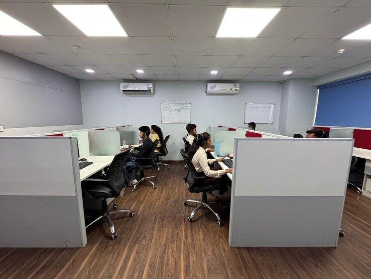 Team Area, vastrapur Commercial Office Space 2288 Sq.Ft. In Vastrapur Ahmedabad 8697657