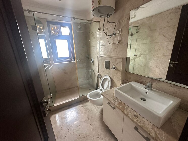 Bathroom, greater kailash i 3 Bedroom 2115 Sq.Ft. Builder Floor In Greater Kailash I Delhi 8697746